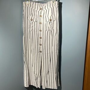 VICI Button-Down Midi Skirt